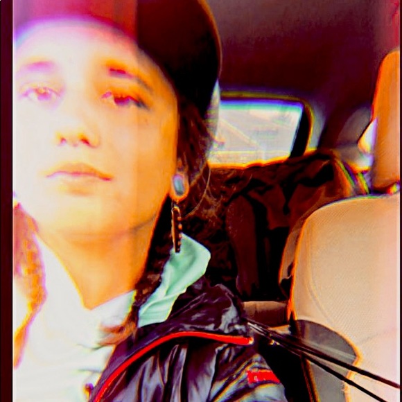 Meet your Posher, Emily - Picture 1 of 1